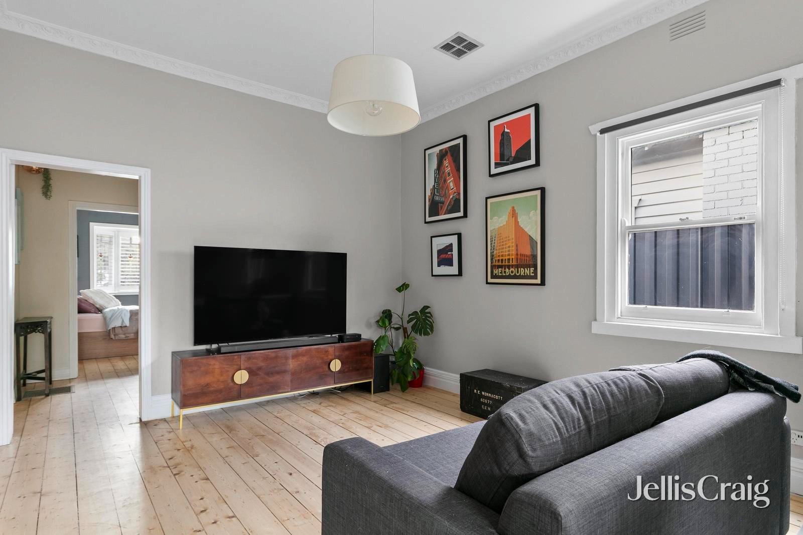 28 Shamrock Street, Brunswick&nbsp;West image 2