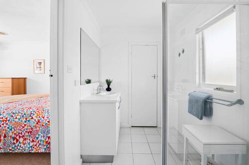 28 Shirley Avenue, Sorrento image 5