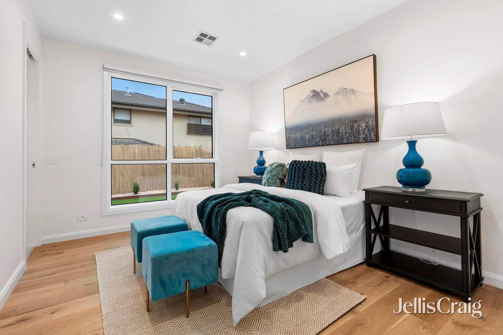 2/8 Simpson Drive, Mount&nbsp;Waverley image 12