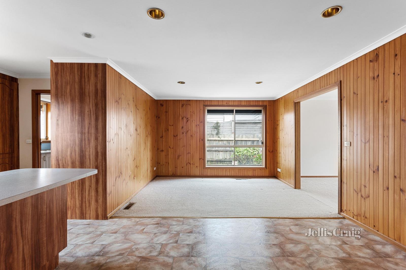 2/8 Station Road, Montmorency image 3