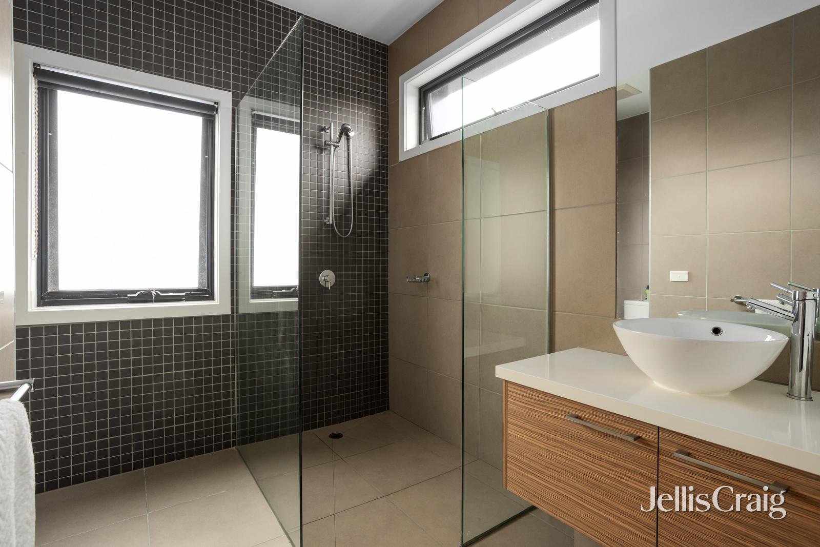 28 Sun Orchid Circuit, St&nbsp;Helena image 9