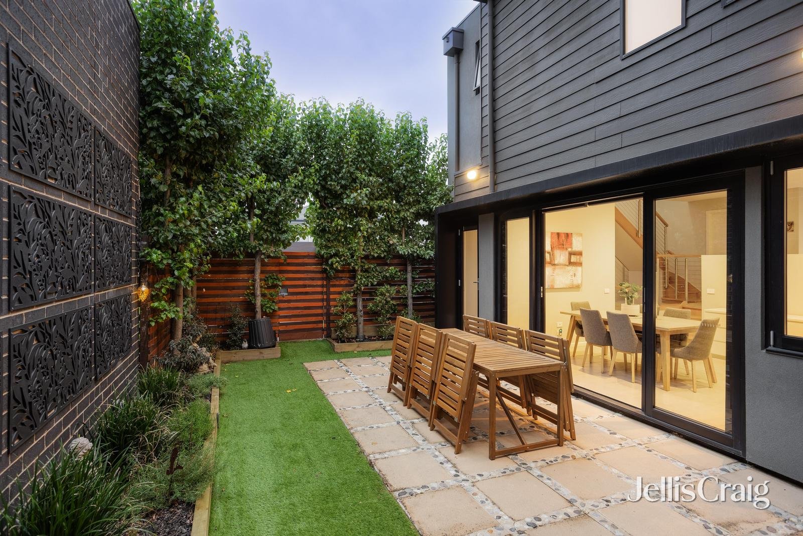 28 Sun Orchid Circuit, St&nbsp;Helena image 15