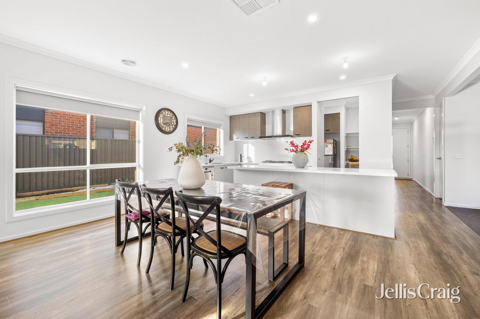 28 Sydney Way, Alfredton image 3
