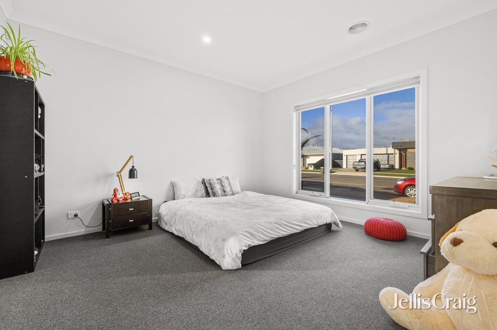 28 Sydney Way, Alfredton image 5