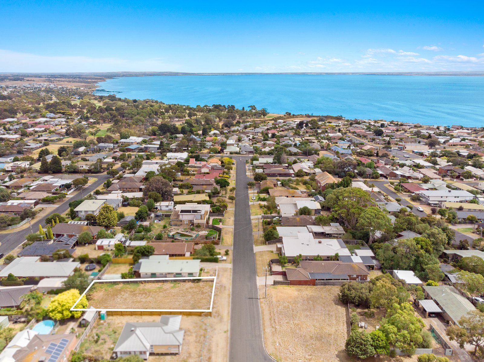 Property Gallery Thumbnail 3