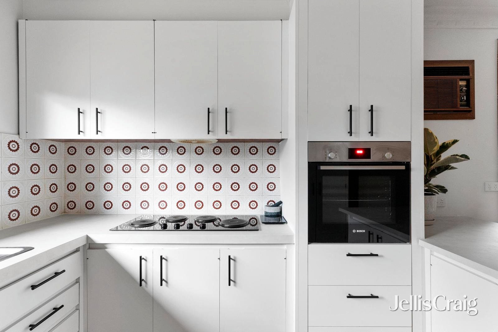 28 Thomson Drive, Rosanna image 5