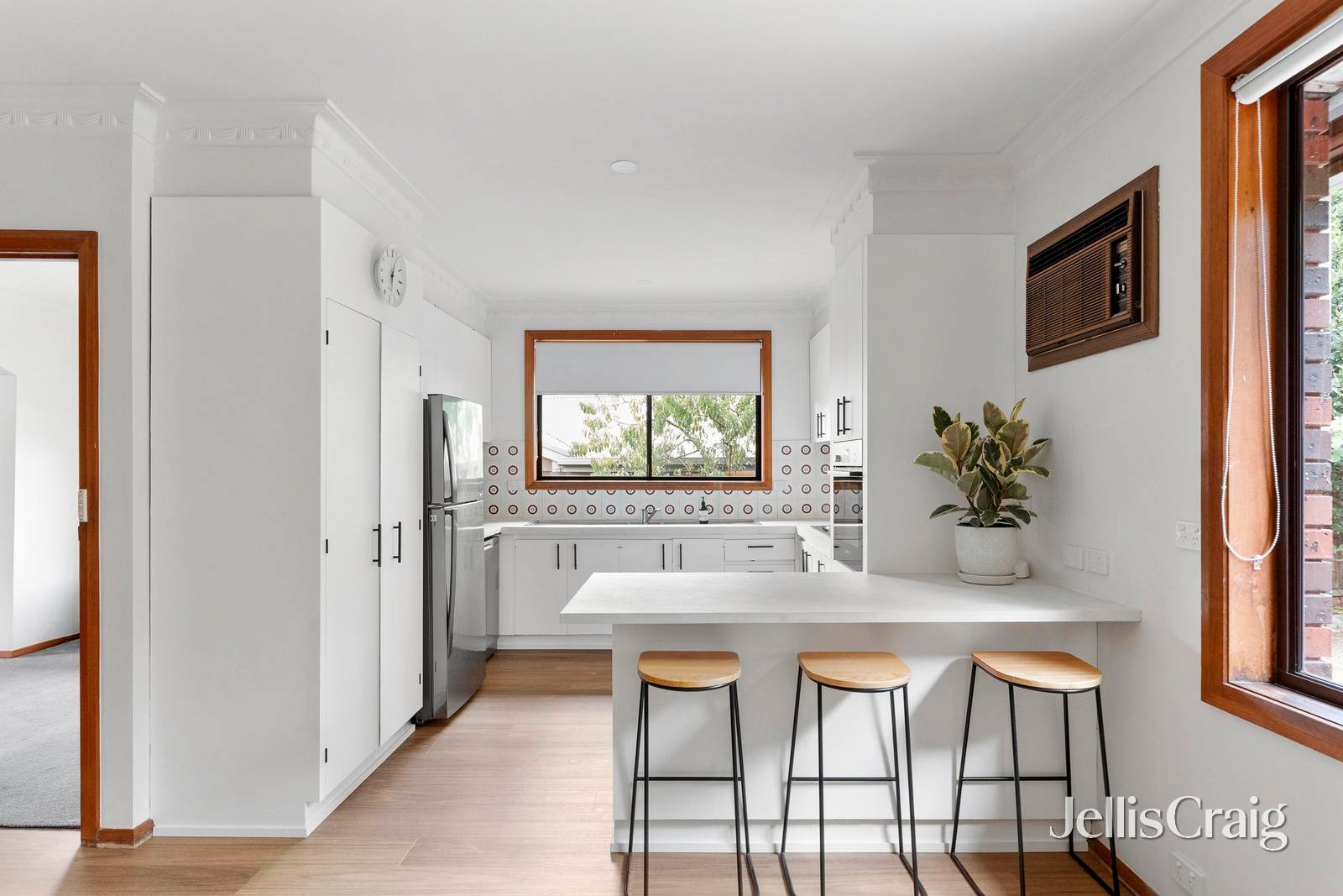 28 Thomson Drive, Rosanna image 6