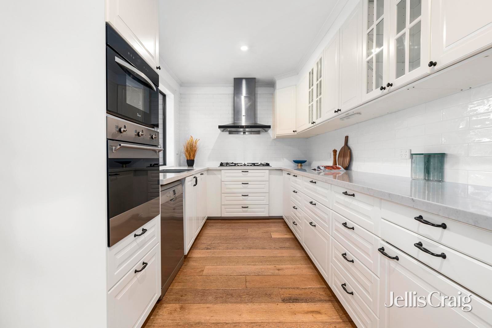 28 Toirram Road, Mount&nbsp;Waverley image 5