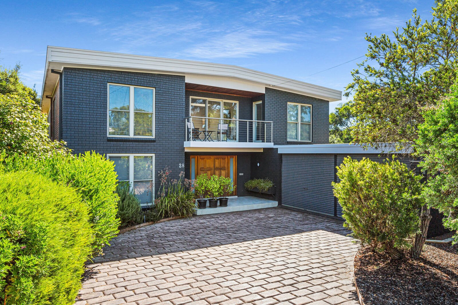 Property Gallery - Main Image