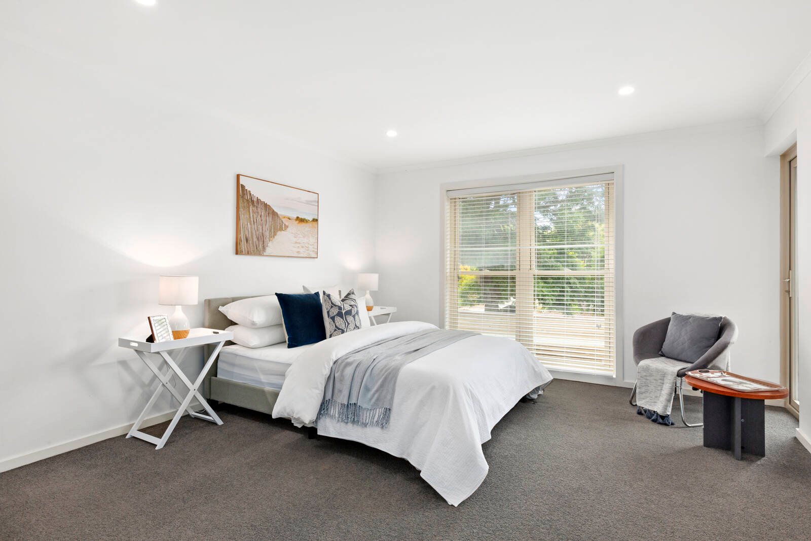 Property Gallery Thumbnail 11