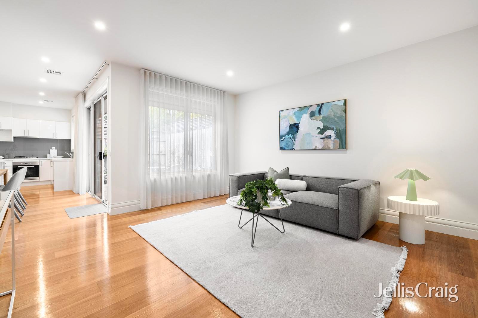 2/8 Tyrrell Avenue, Blackburn image 9