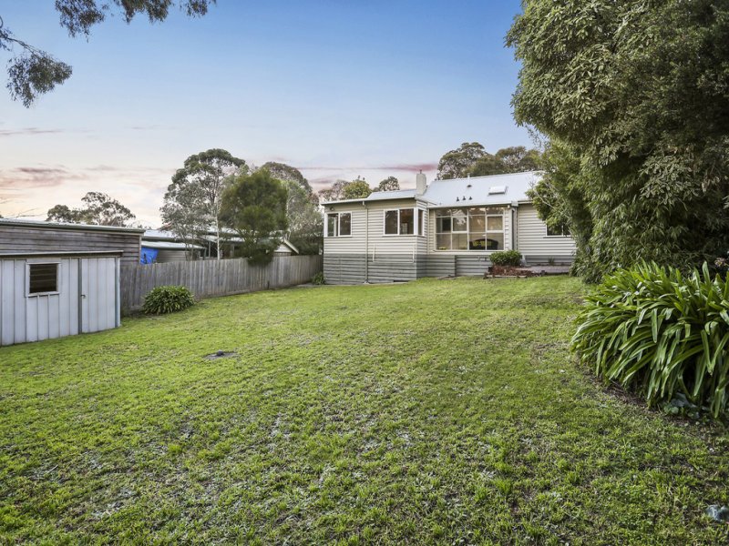 28 Viviani Crescent, Heathmont image 12