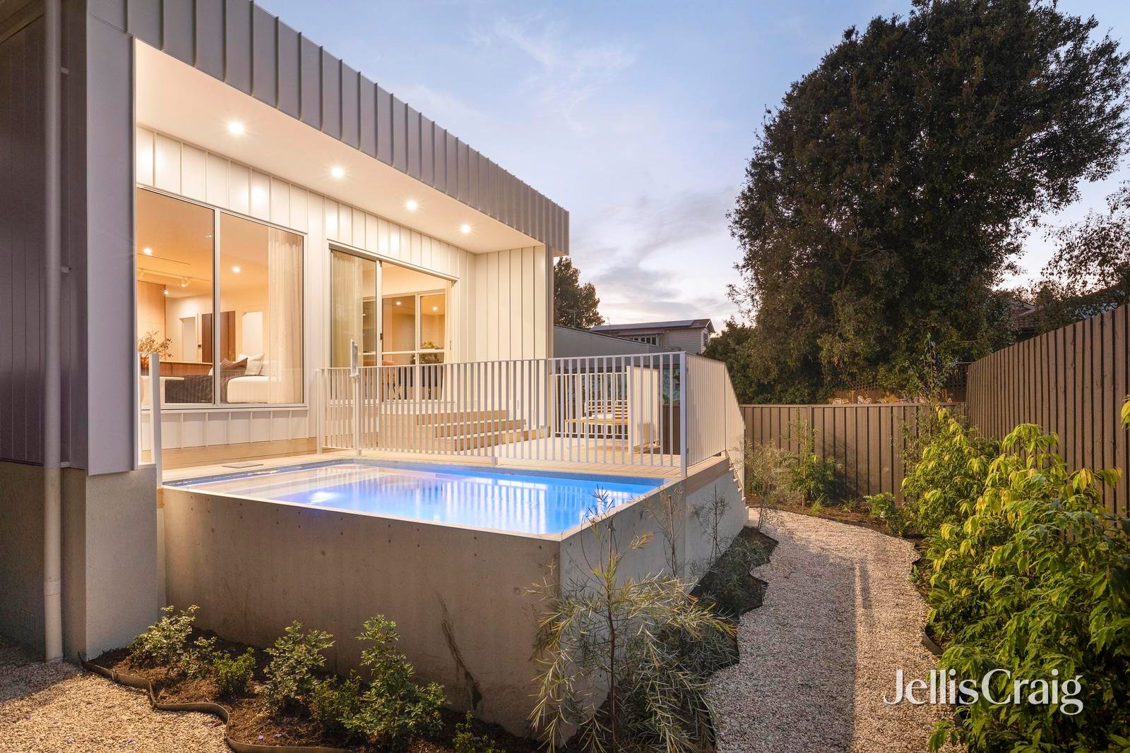 28 Wattle Grove, Coburg image 9