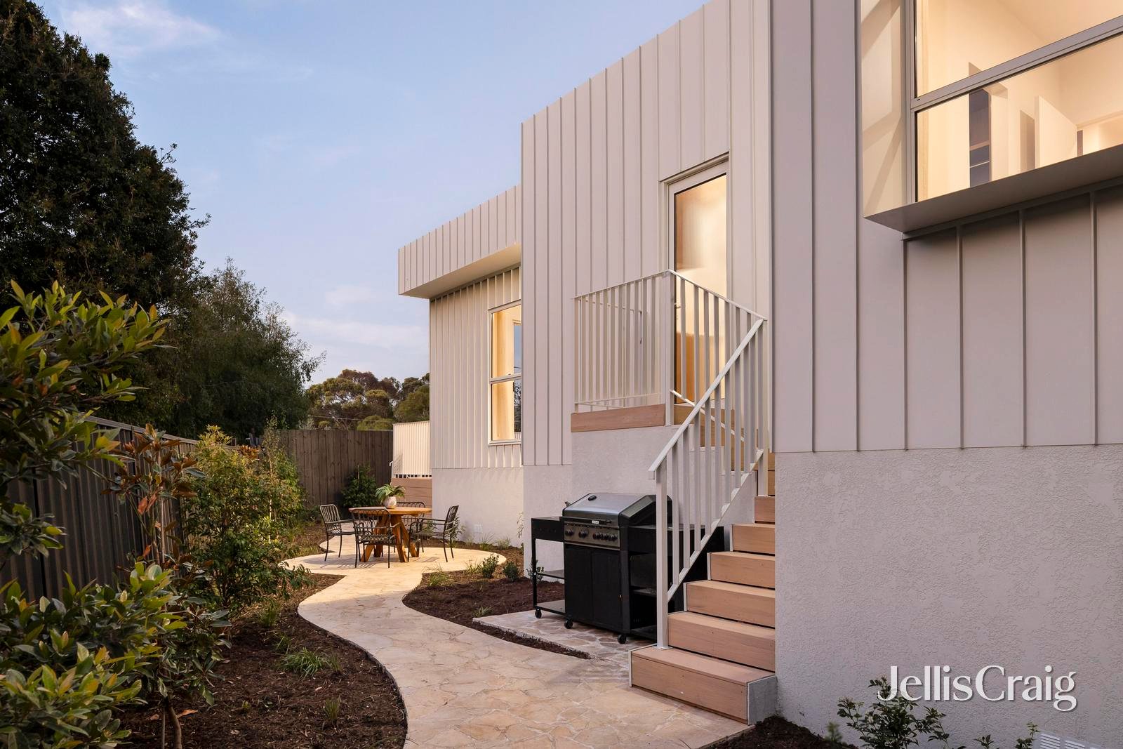 28 Wattle Grove, Coburg image 11