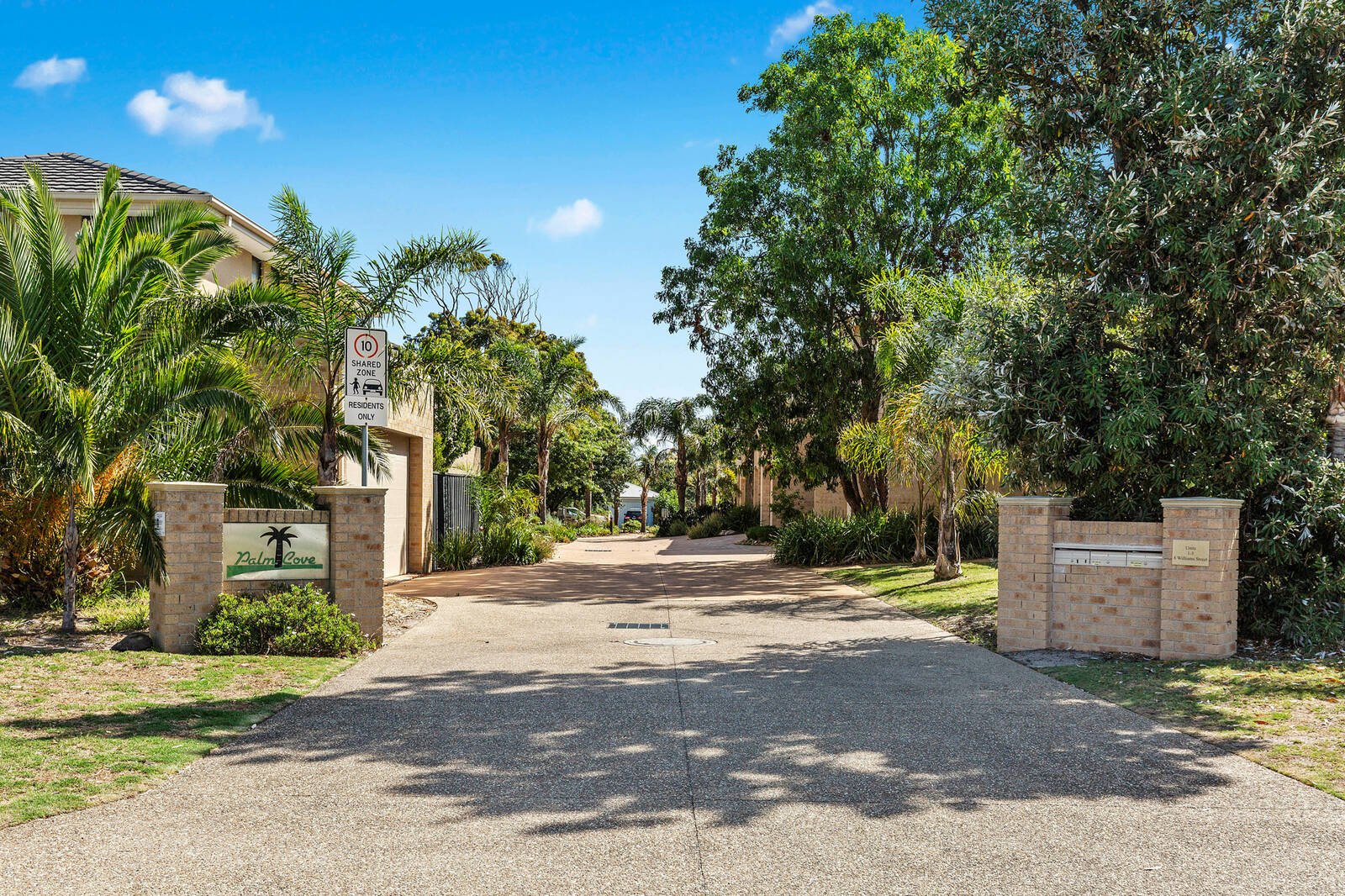 Property Gallery Thumbnail 15