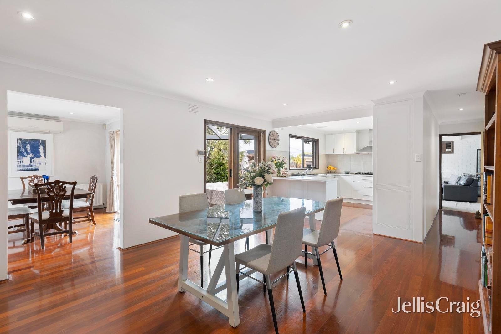 28 Wilsons Road, Doncaster image 4