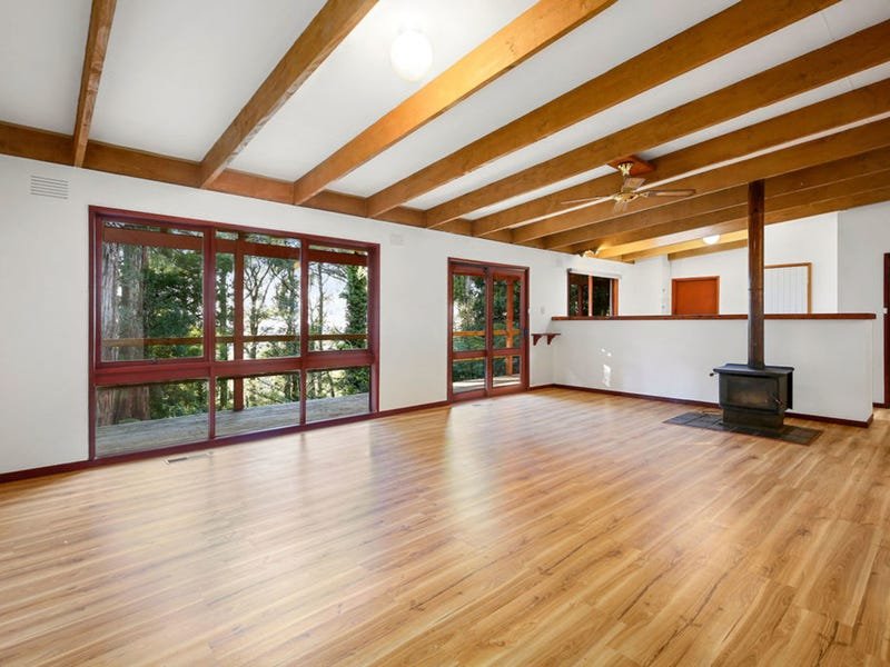 28 Woodhurst Grove, Kalorama image 3
