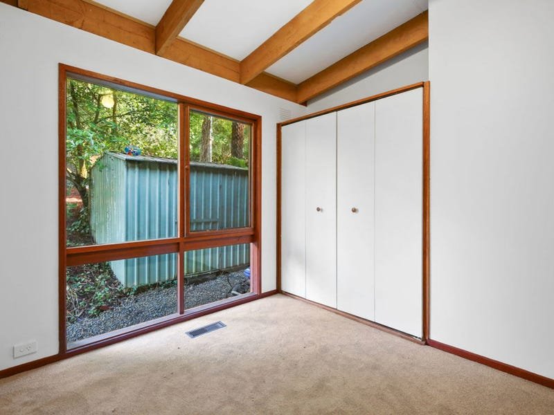28 Woodhurst Grove, Kalorama image 8