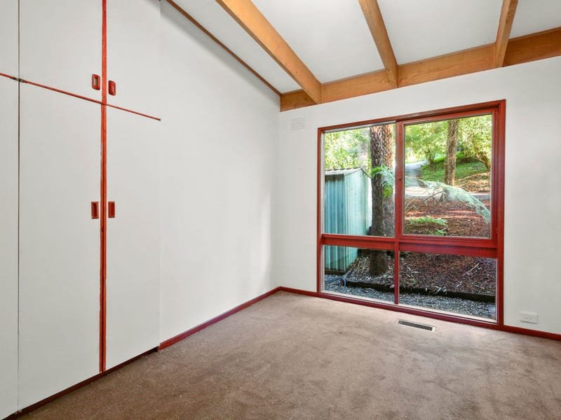 28 Woodhurst Grove, Kalorama image 9