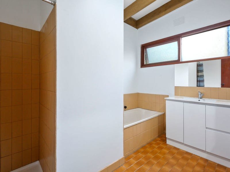 28 Woodhurst Grove, Kalorama image 11