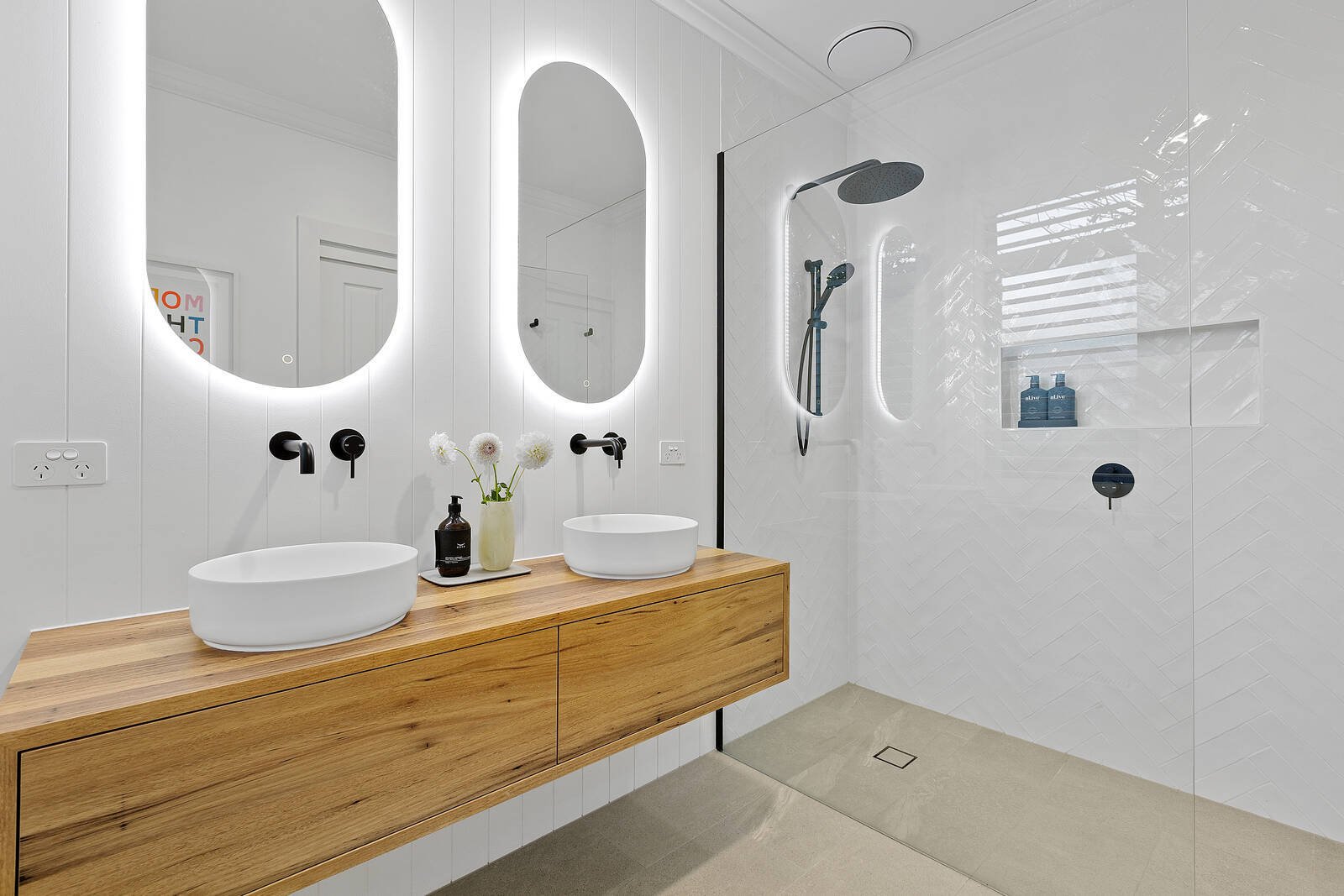 Property Gallery Thumbnail 7