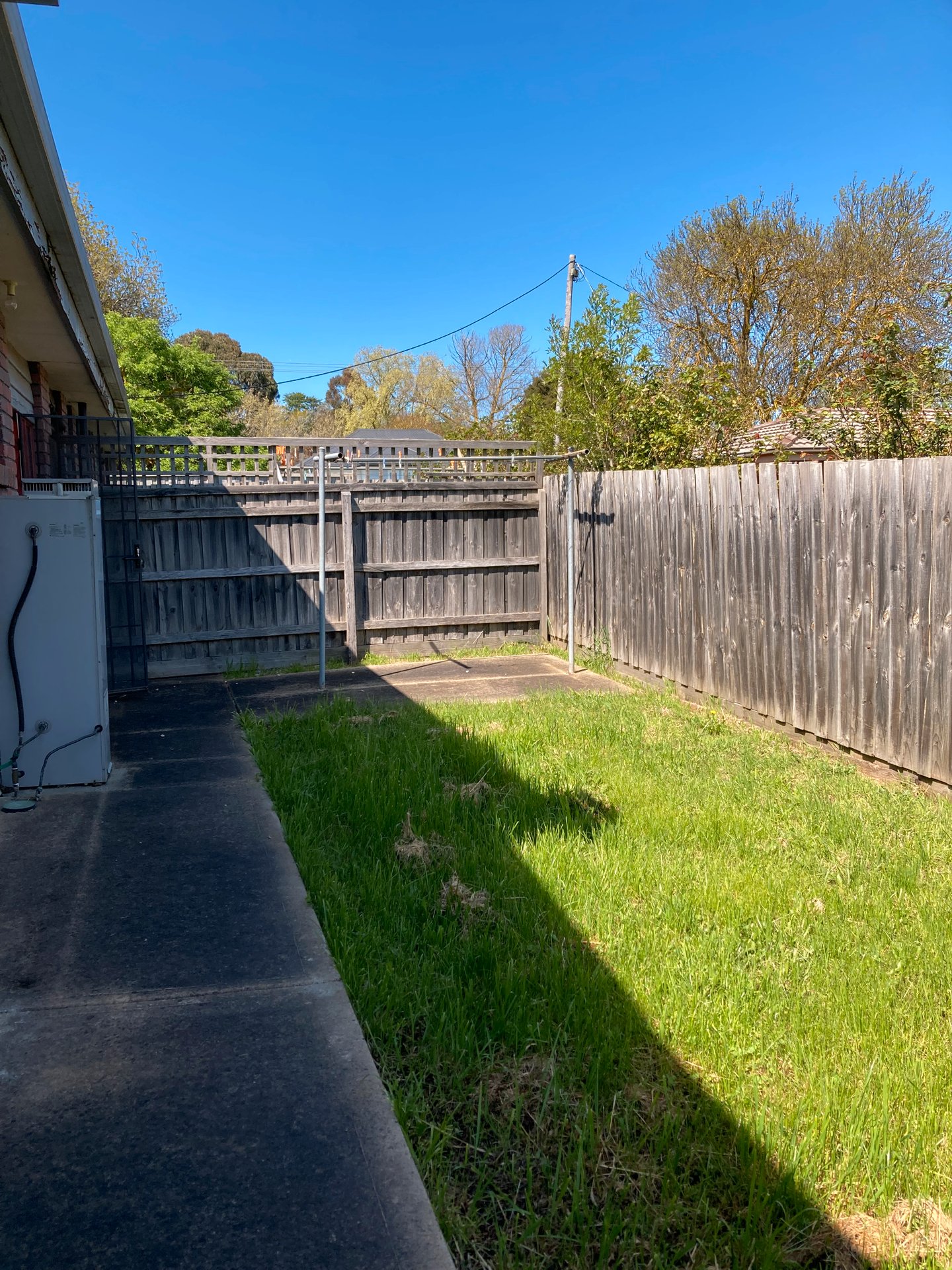 2/80 Beauchamp Street, Kyneton image 6