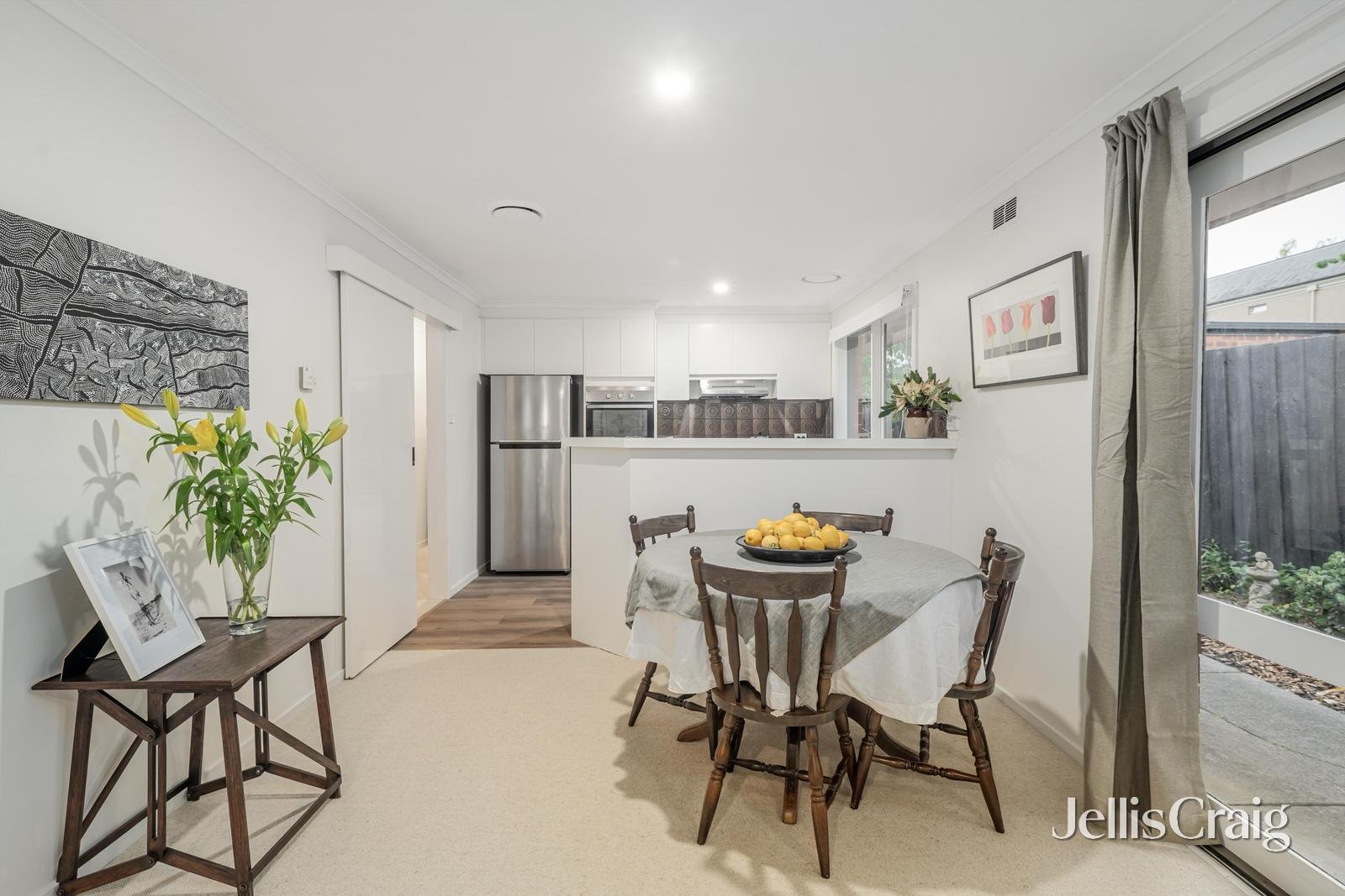 2/80 Bowen Street, Camberwell image 3