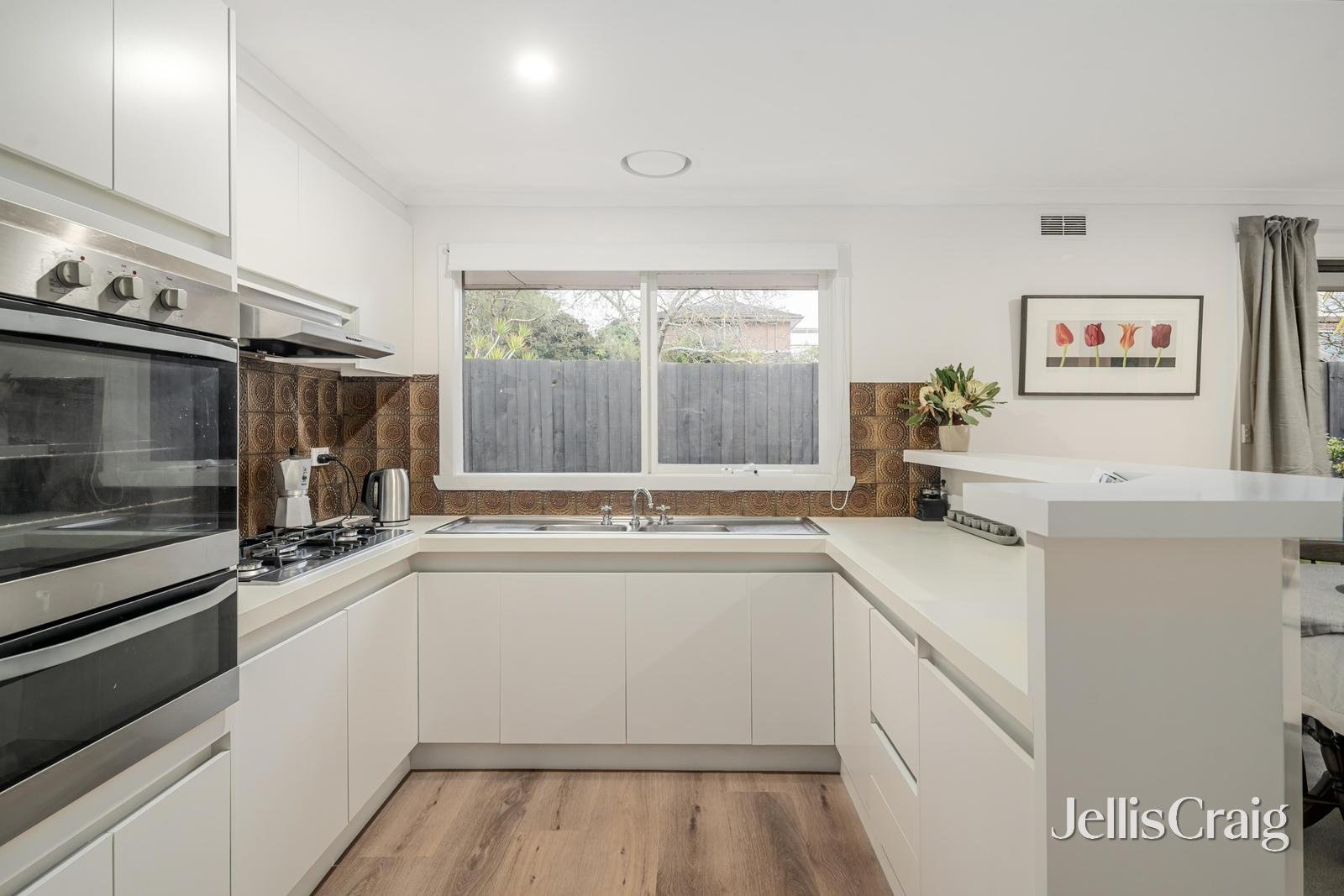 2/80 Bowen Street, Camberwell image 4