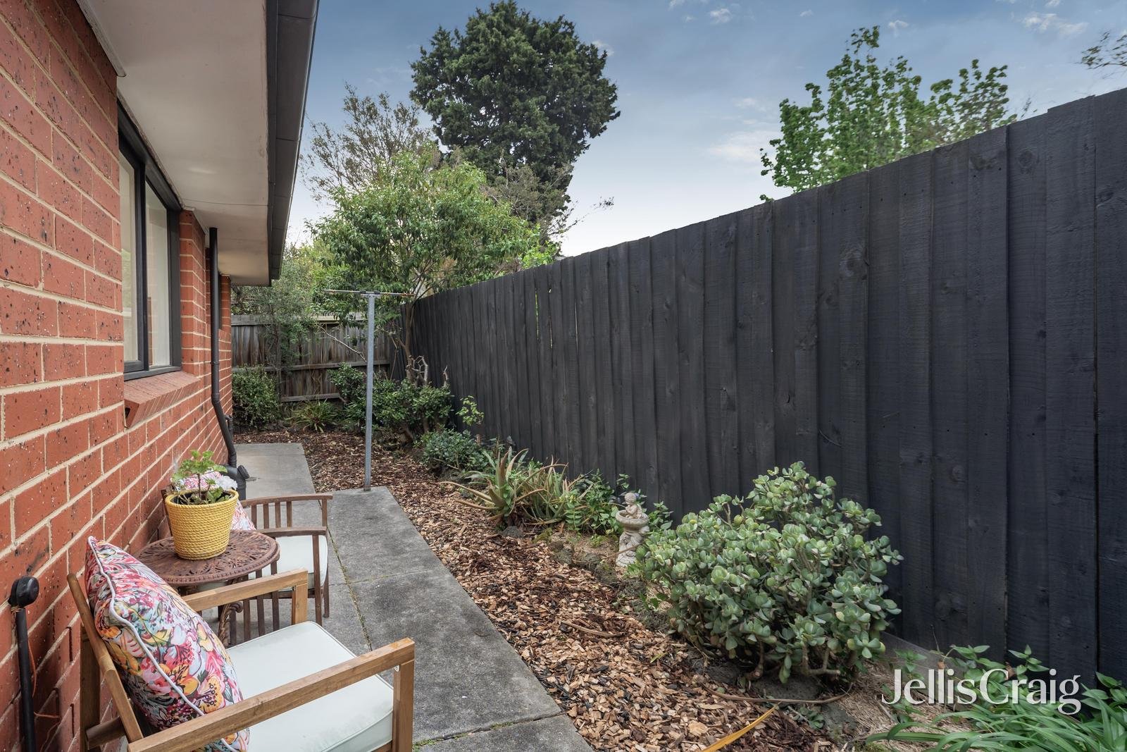 2/80 Bowen Street, Camberwell image 8