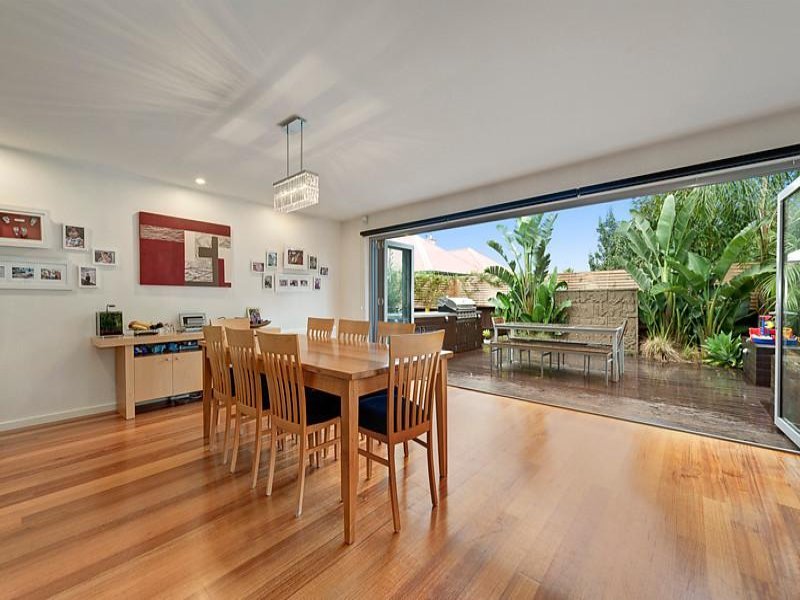 2/80 Harp Road, Kew image 4