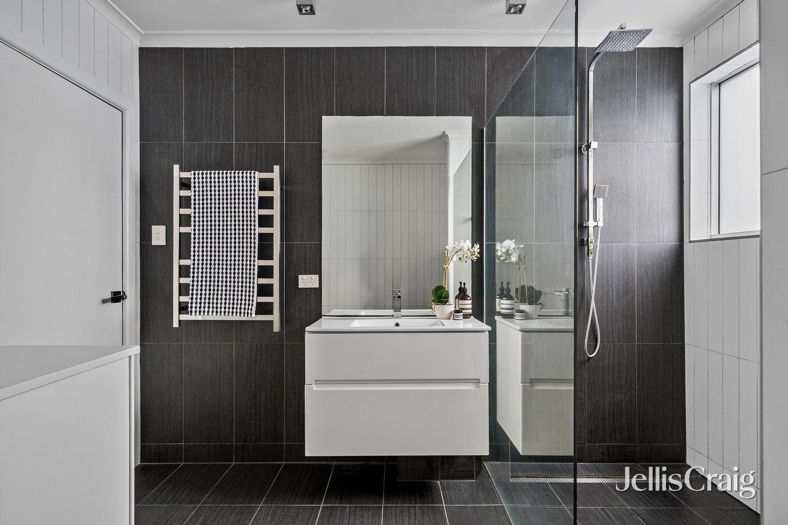 2/80 Mason Street, Newport image 5