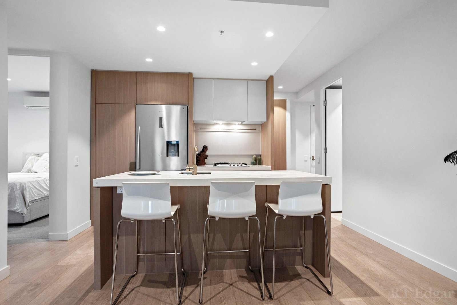 Property Gallery Thumbnail 4