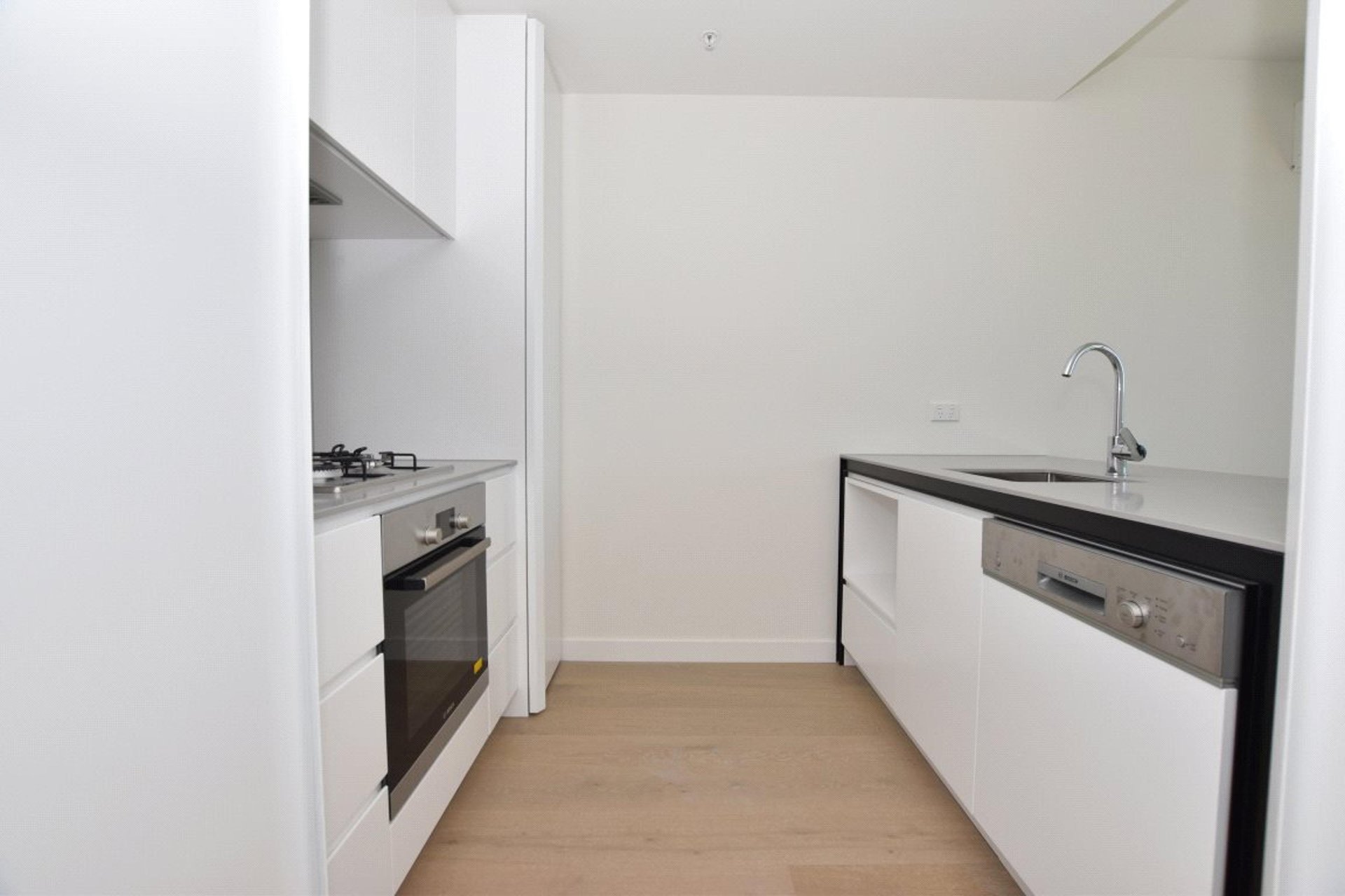 Property Gallery Thumbnail 4