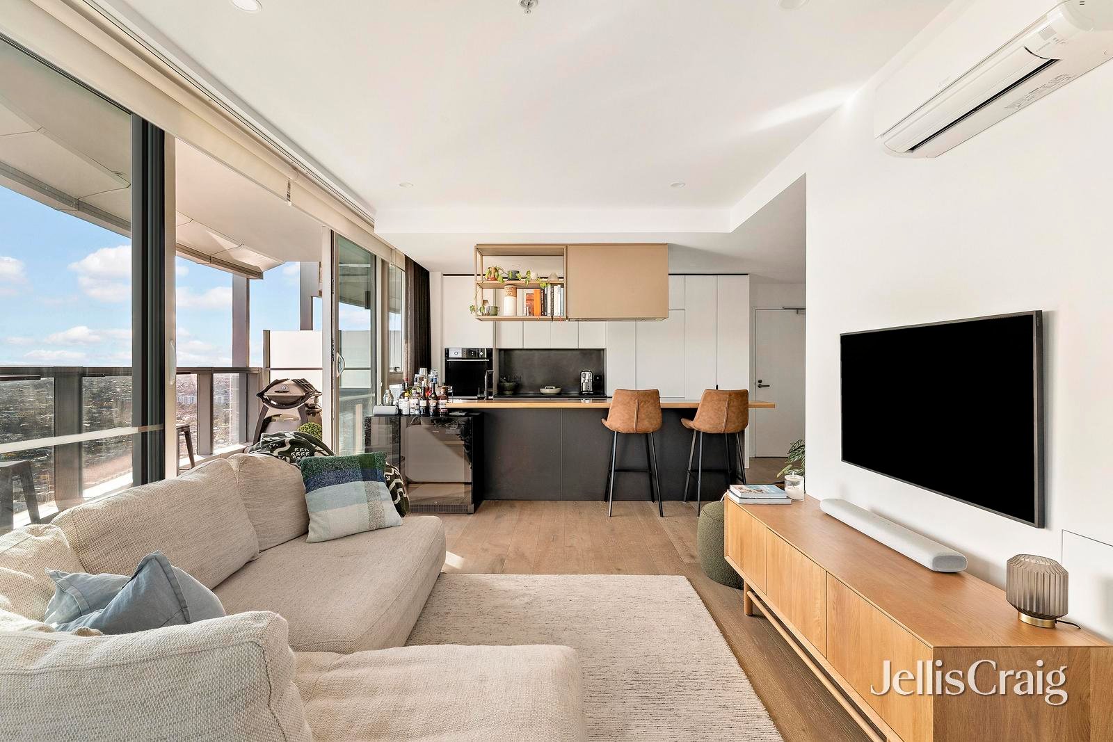 2806/15 Everage Street, Moonee Ponds image 2