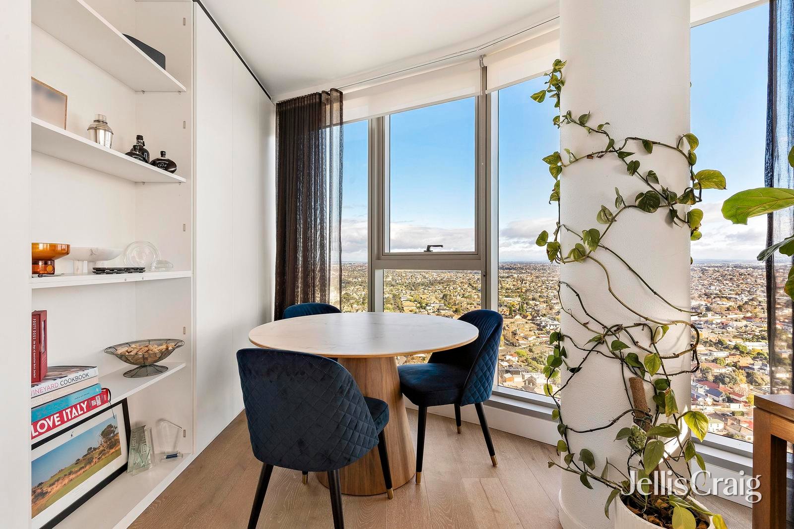 2806/15 Everage Street, Moonee Ponds image 5