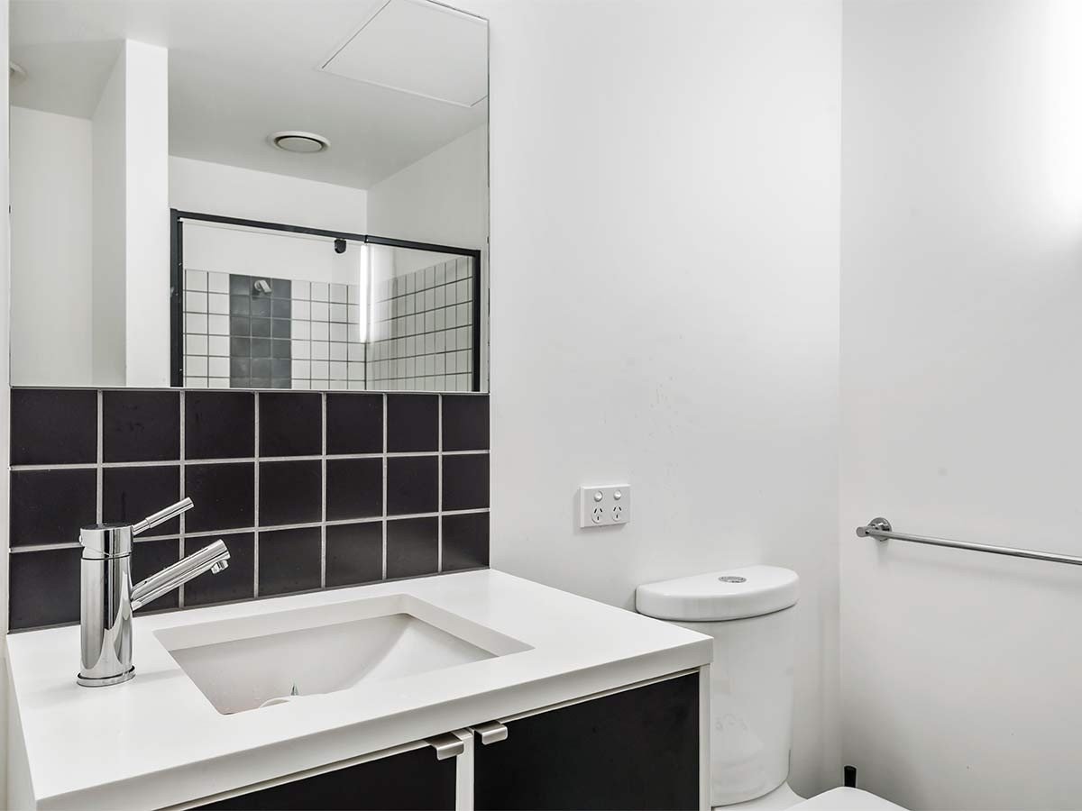 2808 / 31 A’Beckett Street MELBOURNE