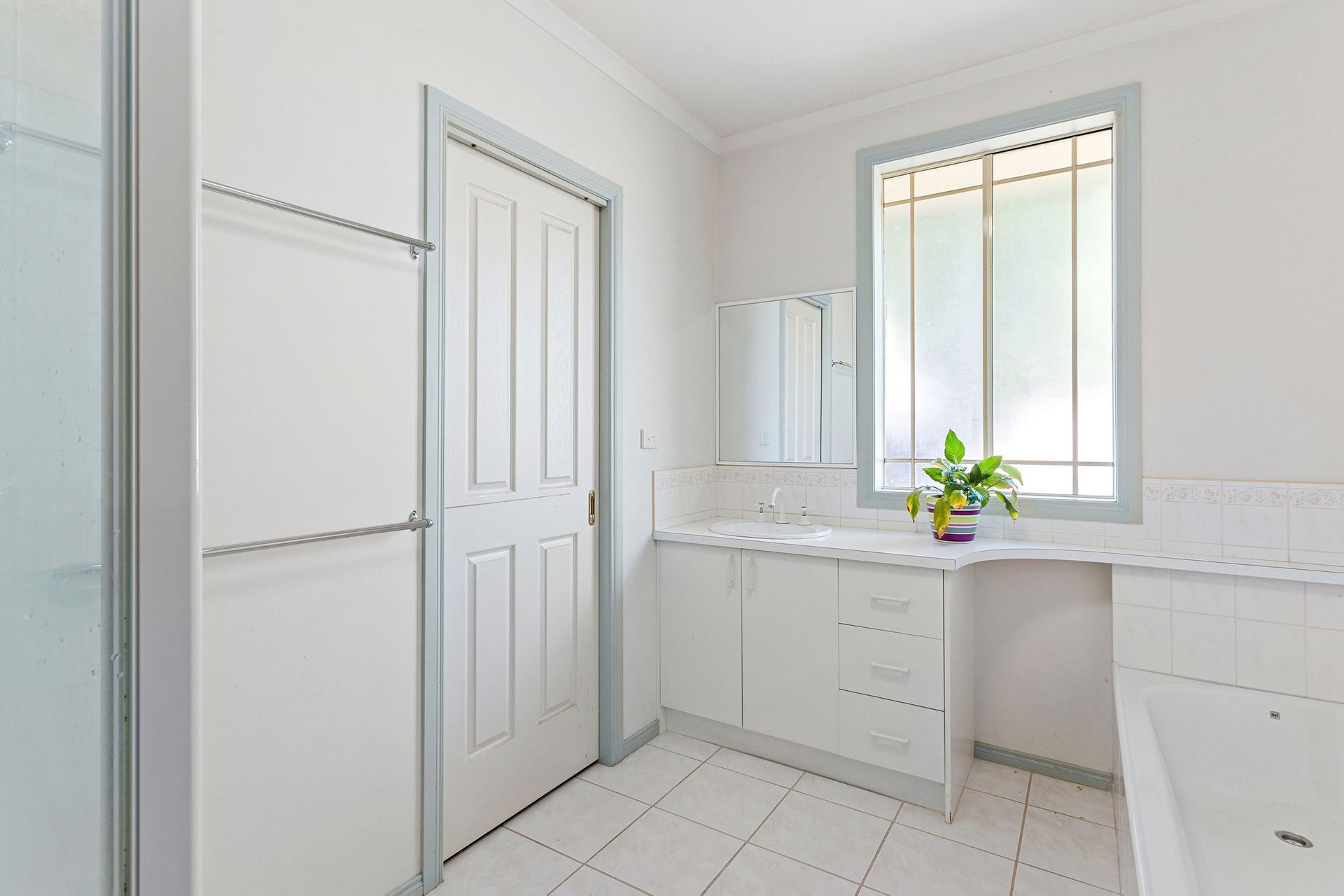Property Gallery Thumbnail 5