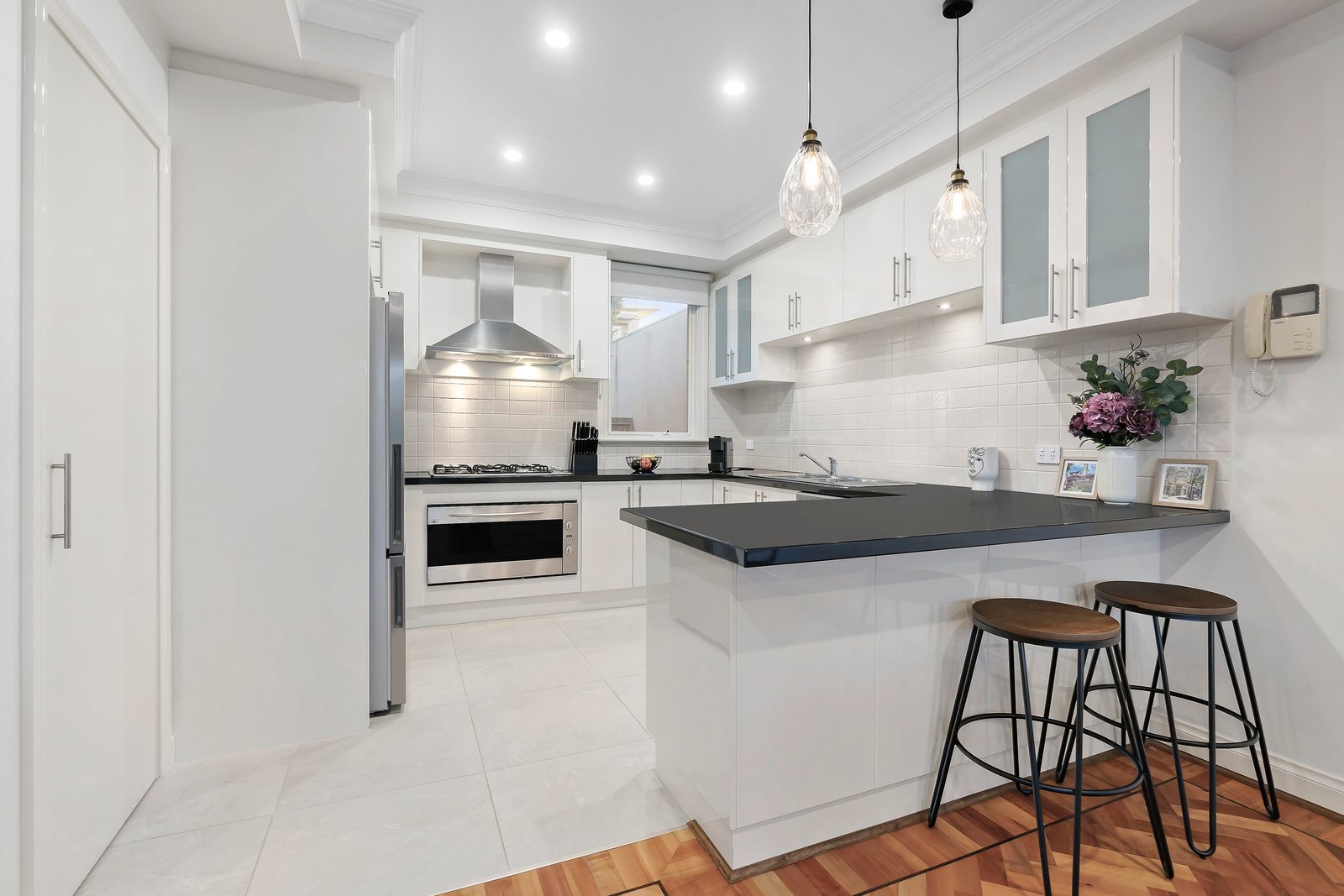 Property Gallery Thumbnail 4