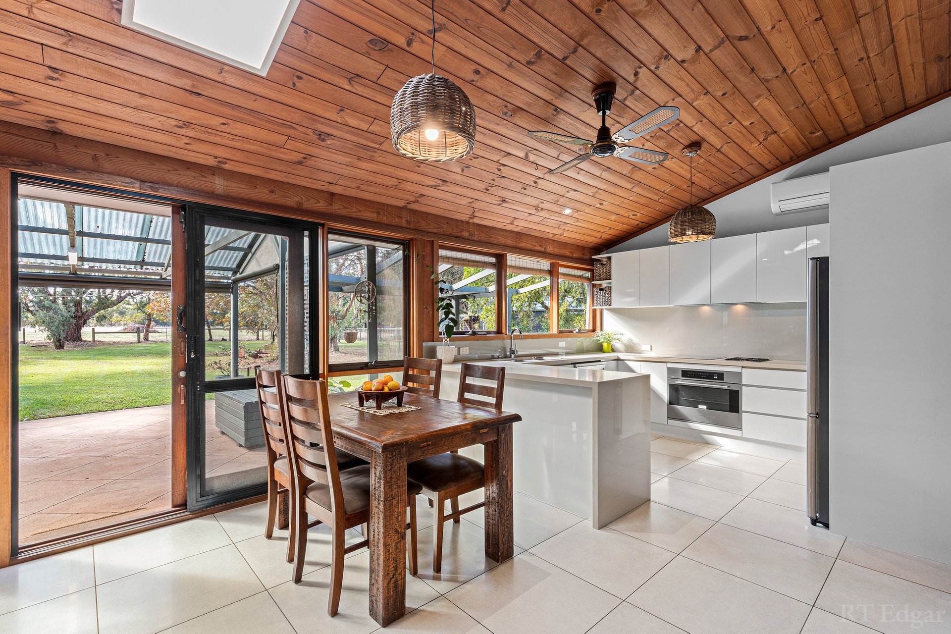 Property Gallery Thumbnail 6