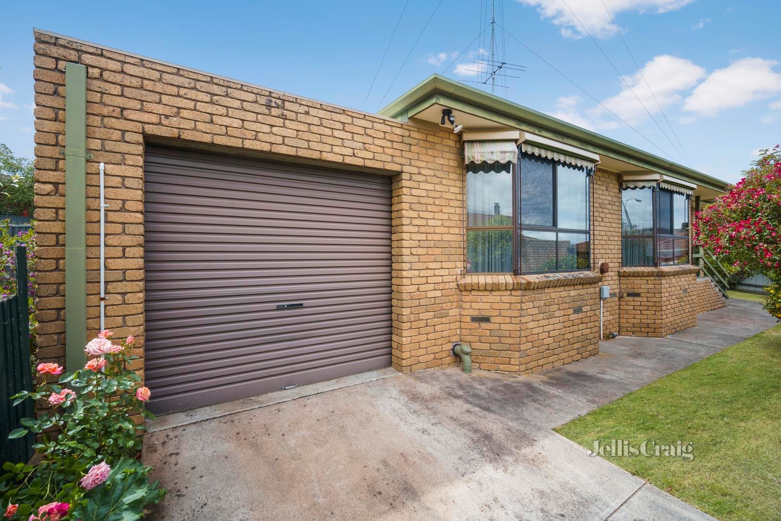 2/810 Sherrard Street, Ballarat North image 1