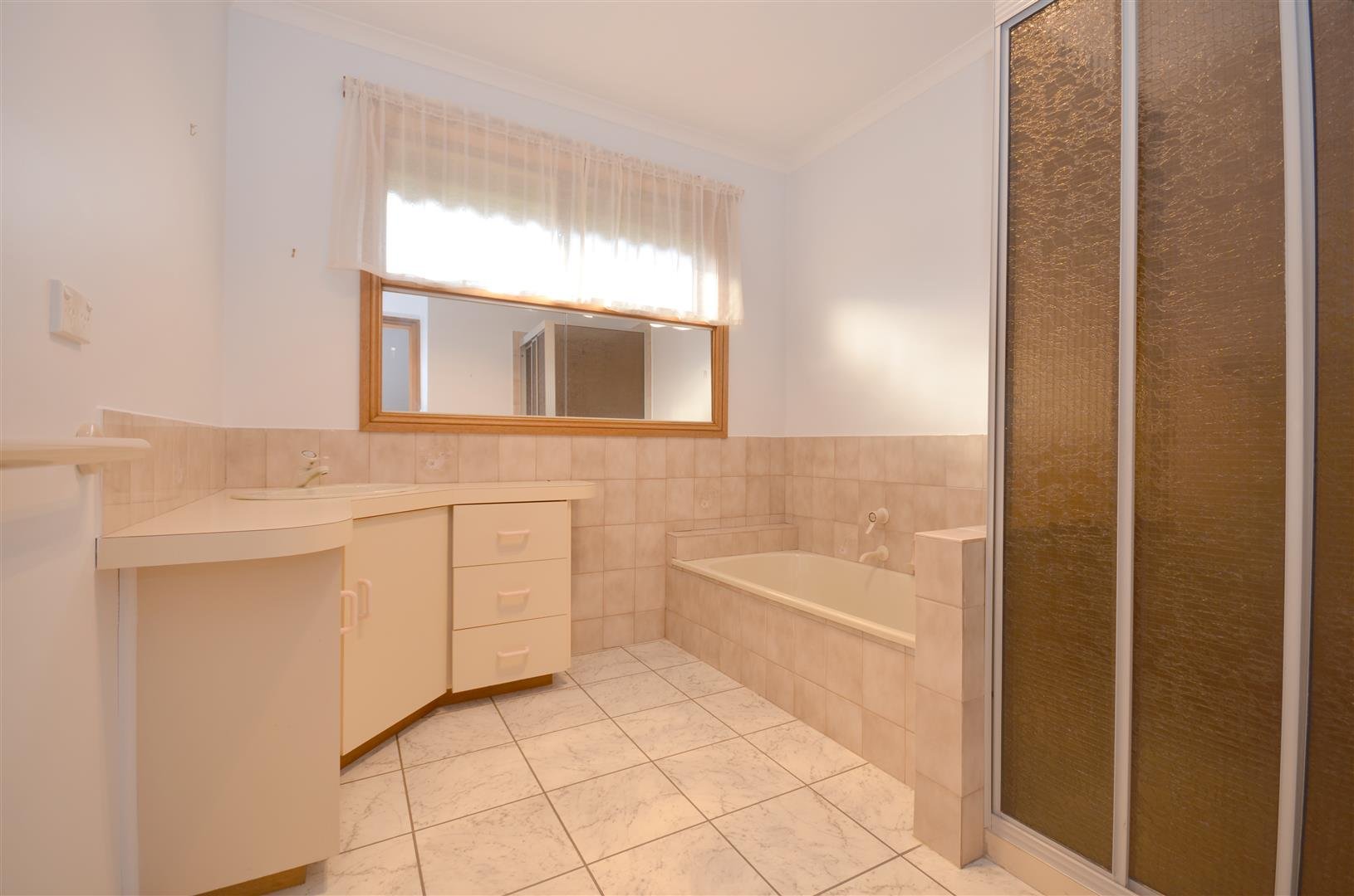 2/810 Sherrard Street, Ballarat North image 8