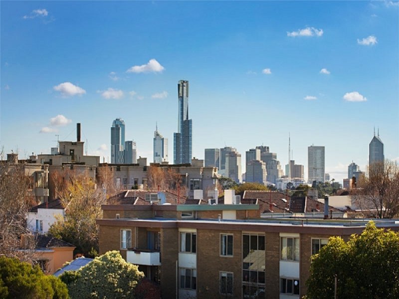 28/166 Toorak Road West, South Yarra image 2