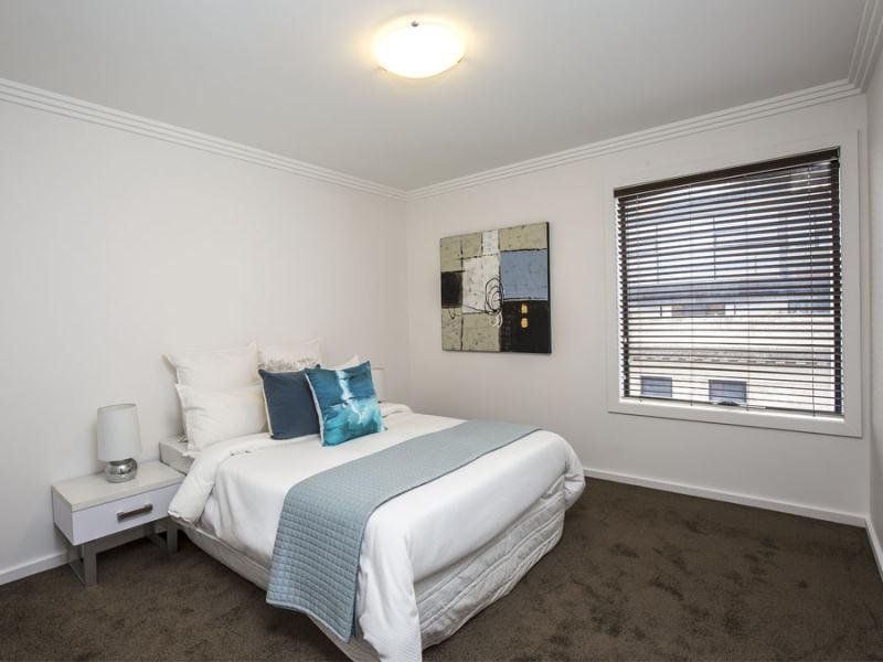 28/17-19 Ascot Vale Road, Flemington image 4