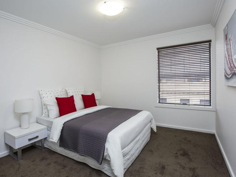 28/17-19 Ascot Vale Road, Flemington image 5