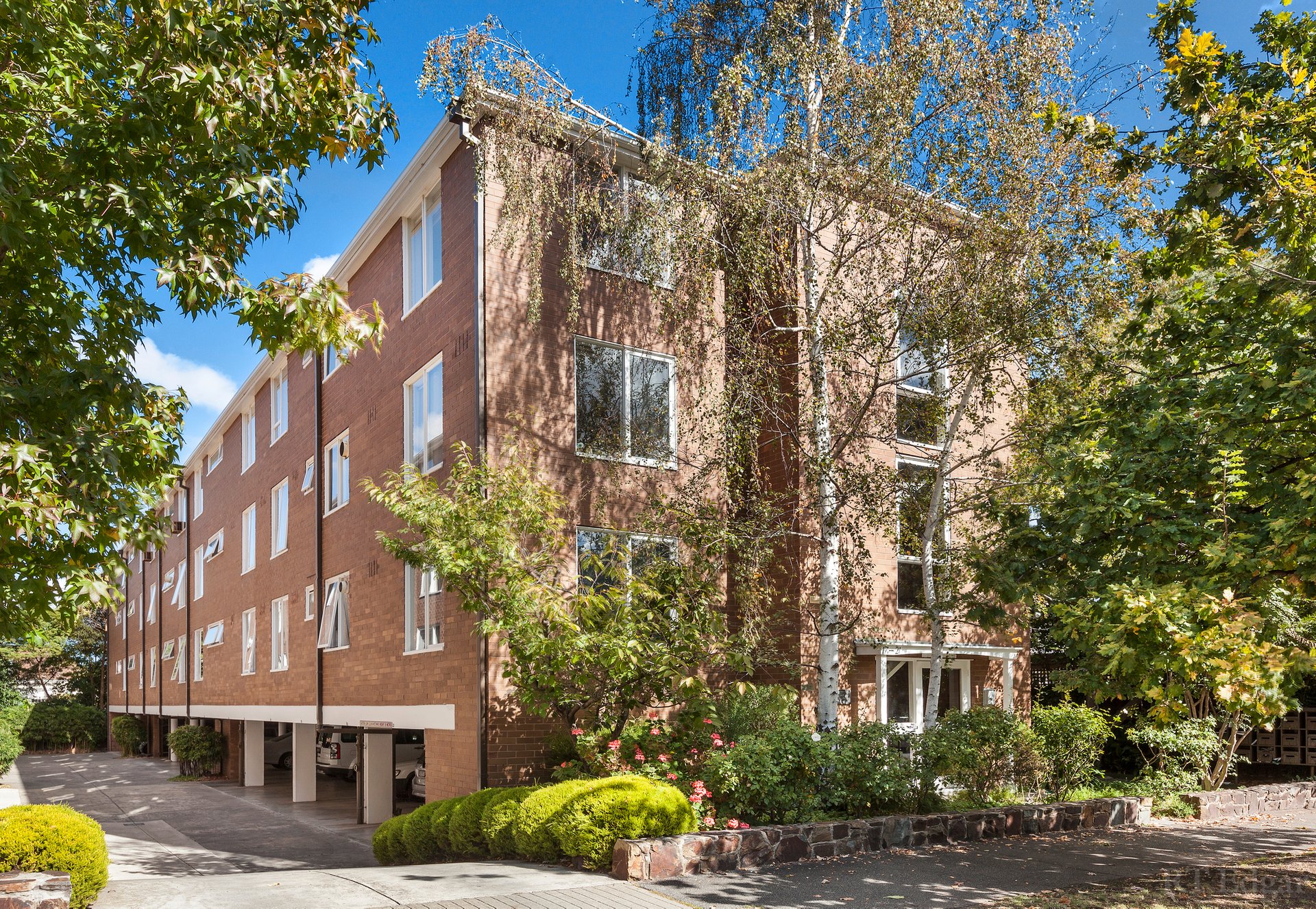 Property Gallery Thumbnail 7