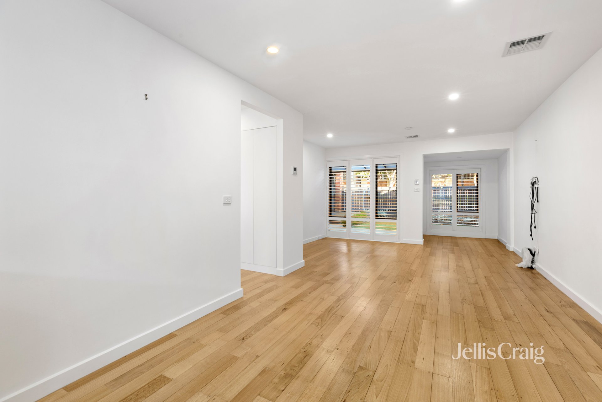 2/82 Brunel Street, Malvern&nbsp;East image 2