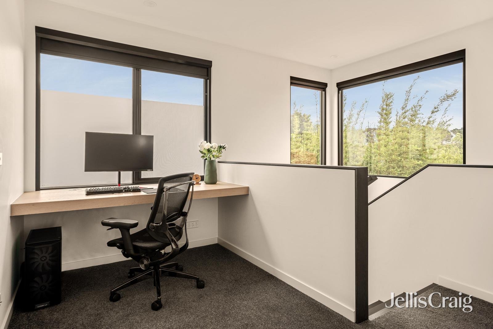 2/82 Lochiel Avenue, Edithvale image 10