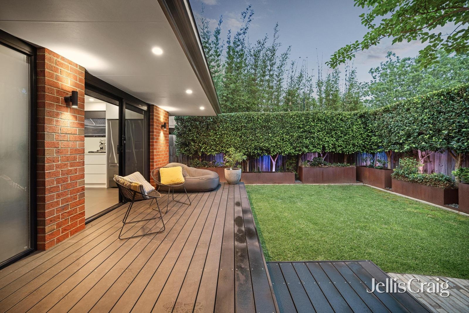2/82 Lochiel Avenue, Edithvale image 16