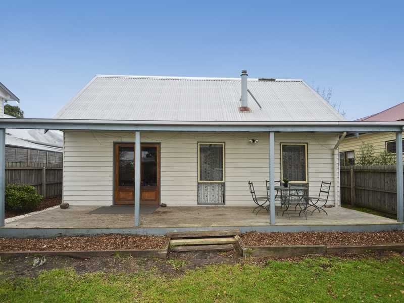 282 Mckillop Street, East Geelong image 6