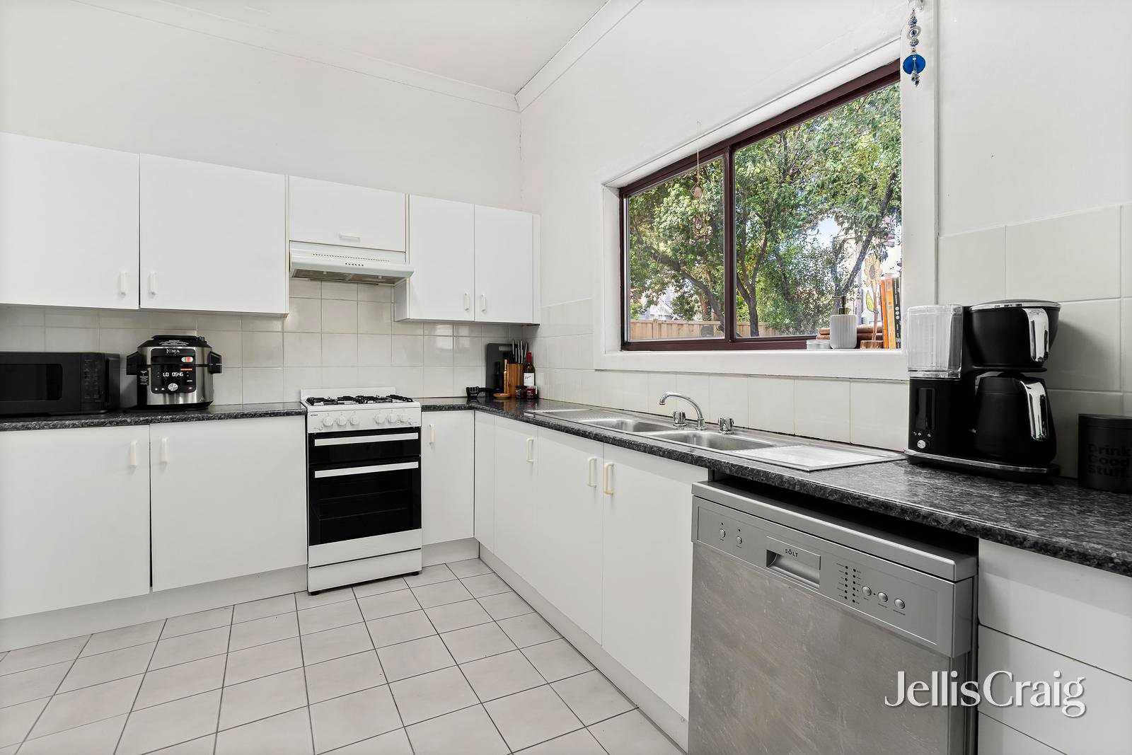282 Moreland Road, Brunswick image 3